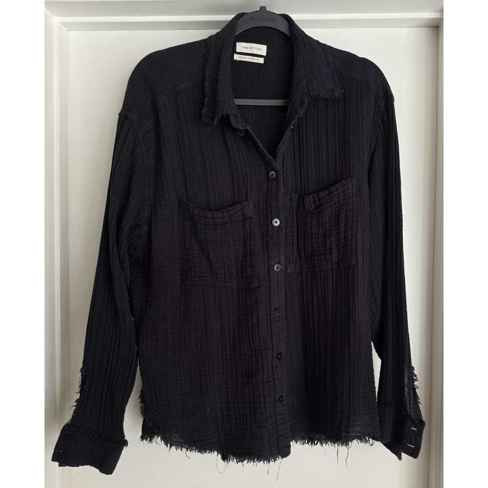 Urban Outfitters Women S Black Cotton Collared Button-Up Long Sleeve Shirt Top